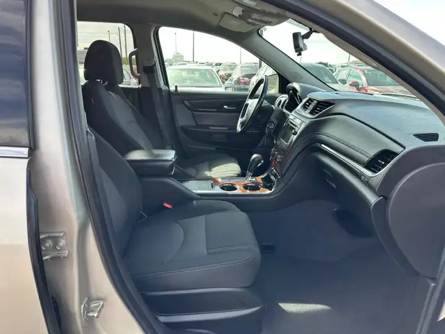 2014 Chevrolet Traverse : AWDBackup Cam 7 Passenger - Photo 11