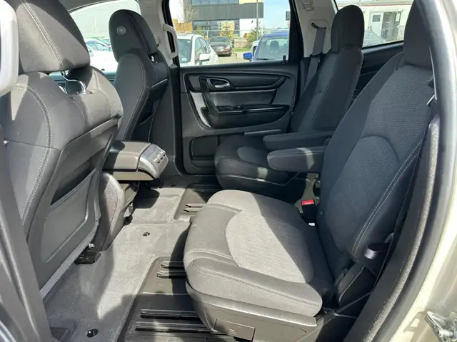 2014 Chevrolet Traverse : AWDBackup Cam 7 Passenger - Photo 12