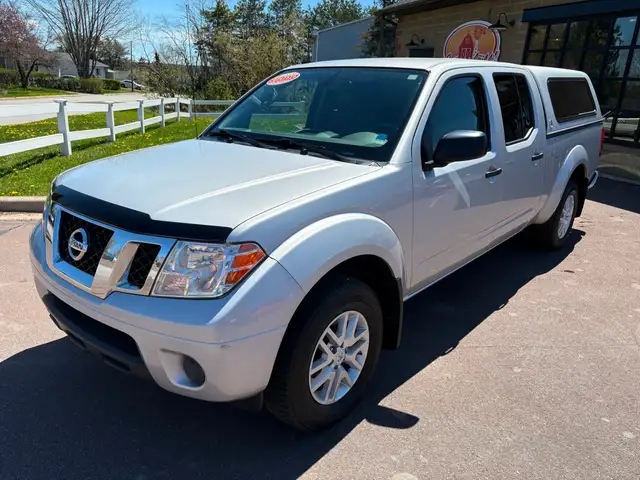 2019 Nissan Frontier SV 4x4! Truck Cap! Backup Camera! - Photo 3