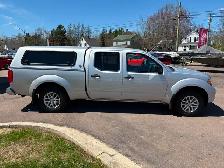 2019 Nissan Frontier SV 4x4! Truck Cap! Backup Camera! - Photo 7