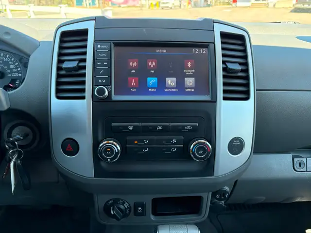 2019 Nissan Frontier SV 4x4! Truck Cap! Backup Camera! - Photo 16