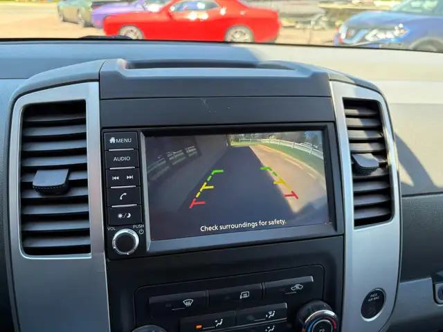 2019 Nissan Frontier SV 4x4! Truck Cap! Backup Camera! - Photo 17