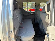 2019 Nissan Frontier SV 4x4! Truck Cap! Backup Camera! - Photo 20