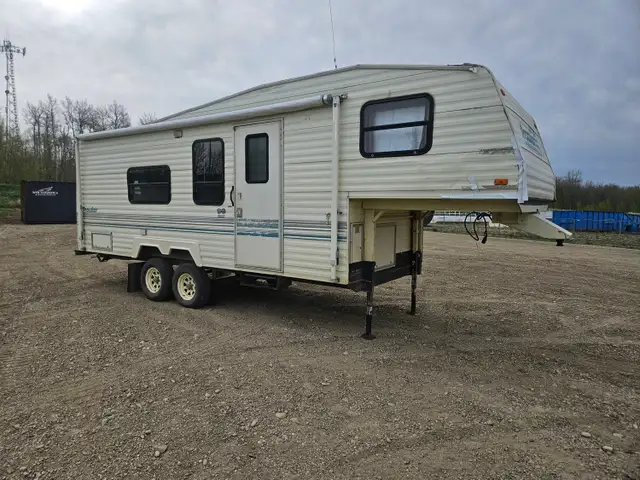 1993 Prowler 25 Ft T/A Fifth Wheel 255K - Photo 2