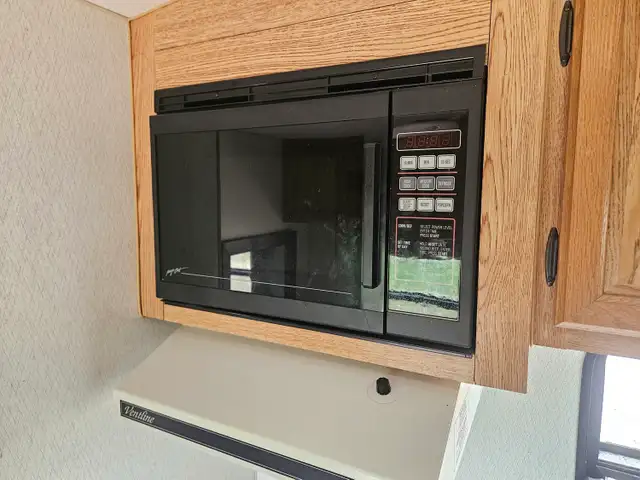 1993 Prowler 25 Ft T/A Fifth Wheel 255K - Photo 12