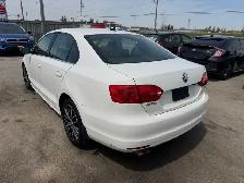 2013 Volkswagen Jetta HIGHLINE, WELL MAINTAINED, 2.5, CERTIFIED - Photo 3