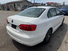 2013 Volkswagen Jetta HIGHLINE, WELL MAINTAINED, 2.5, CERTIFIED - Photo 5