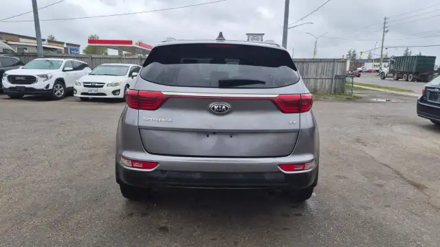 2018 Kia Sportage EX Tech, WELL MAINTAINED, NO ACCIDENT, CERTIFI - Photo 4