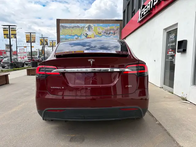 2016 Tesla Model X P90D - Photo 9