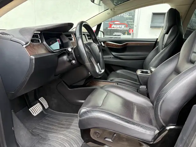 2016 Tesla Model X P90D - Photo 13
