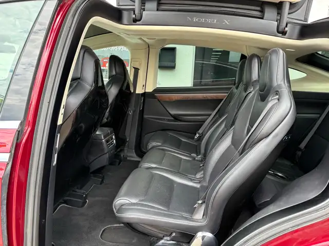 2016 Tesla Model X P90D - Photo 15
