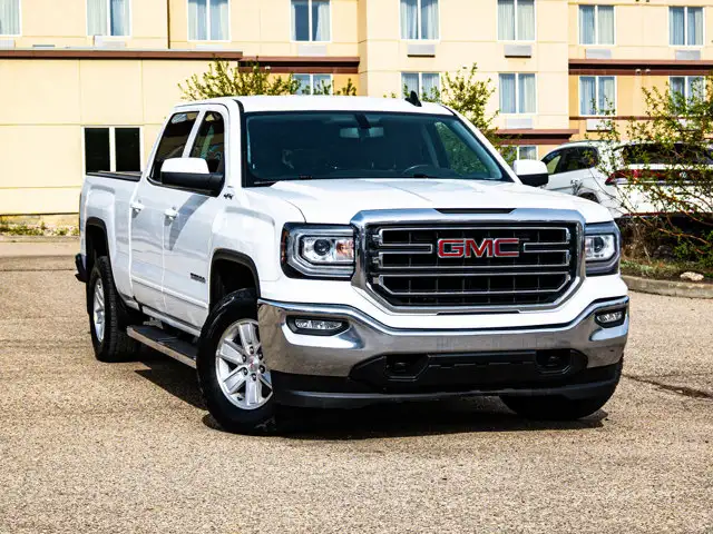 2018 GMC Sierra 1500 SLE 5.3L | Running Boards - Photo 2