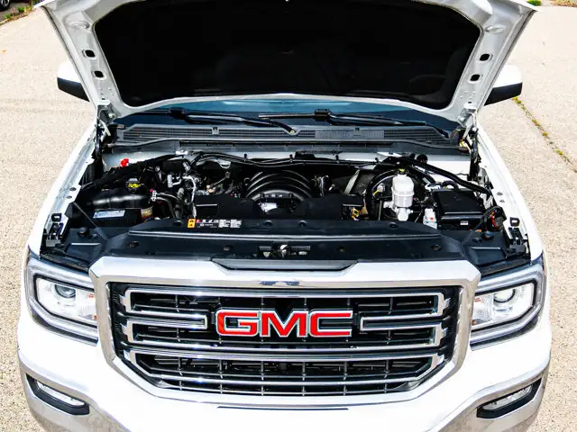 2018 GMC Sierra 1500 SLE 5.3L | Running Boards - Photo 9