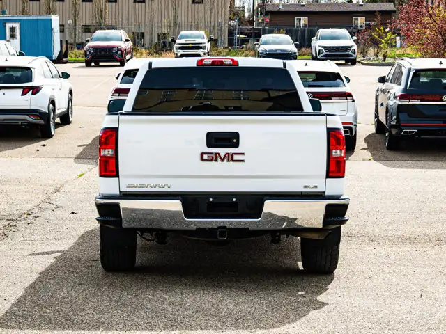2018 GMC Sierra 1500 SLE 5.3L | Running Boards - Photo 12