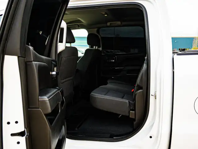 2018 GMC Sierra 1500 SLE 5.3L | Running Boards - Photo 28