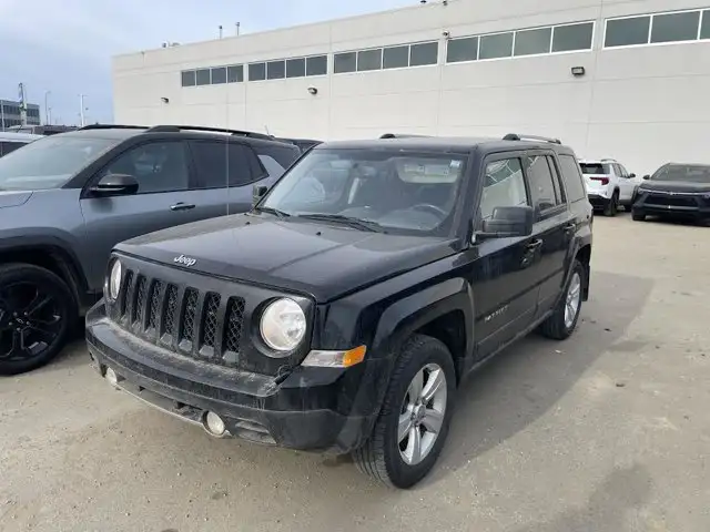 2016 Jeep Patriot North 2.4L | Sunroof | Remote Start - Photo 3