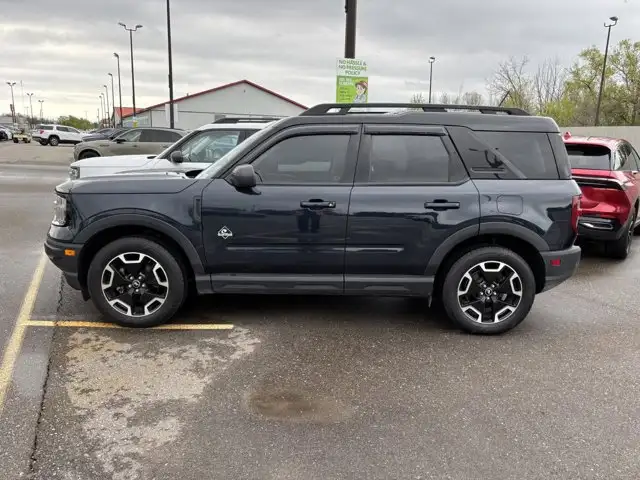 2023 Ford Bronco Sport Outer Banks 4WD | No Accidents - Photo 2