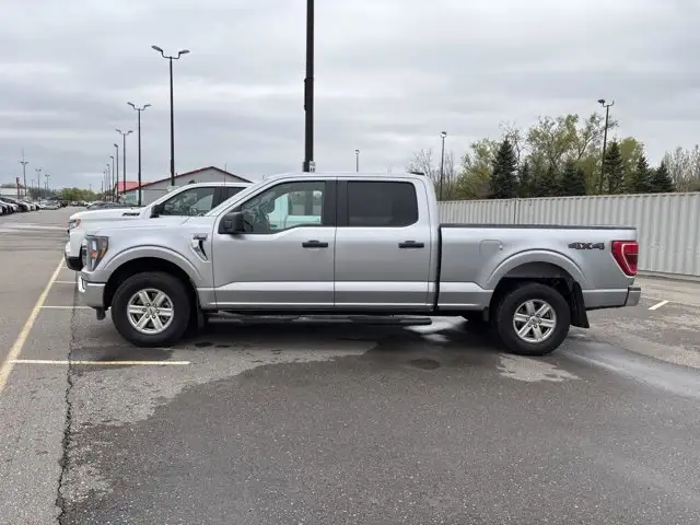 2023 Ford F-150 XLT SuperCrew 6.5' Box 4WD | No Accidents - Photo 2
