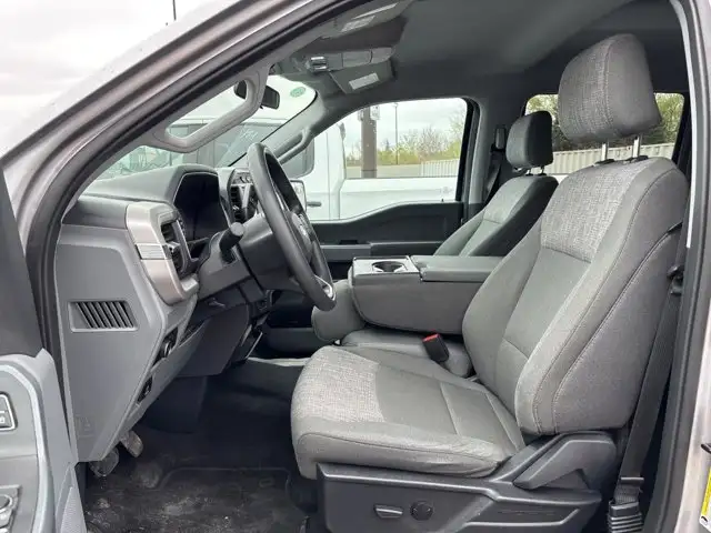 2023 Ford F-150 XLT SuperCrew 6.5' Box 4WD | No Accidents - Photo 3