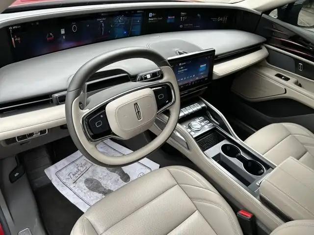 2025 Lincoln Nautilus Premiere AWD | No Accidents | Leather - Photo 14