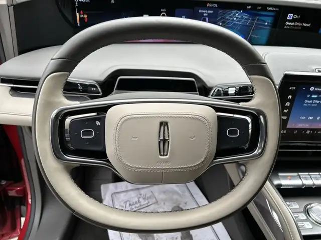 2025 Lincoln Nautilus Premiere AWD | No Accidents | Leather - Photo 15