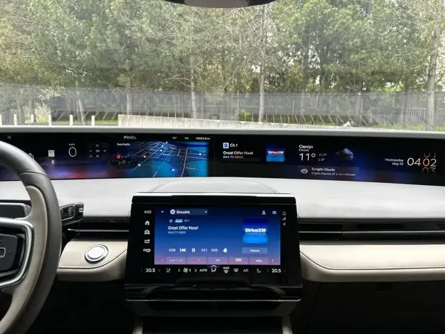 2025 Lincoln Nautilus Premiere AWD | No Accidents | Leather - Photo 20