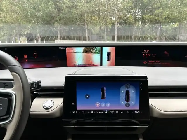 2025 Lincoln Nautilus Premiere AWD | No Accidents | Leather - Photo 22