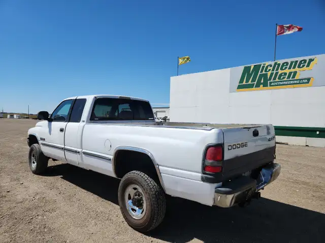 1999 Dodge Ram 2500 - Photo 3