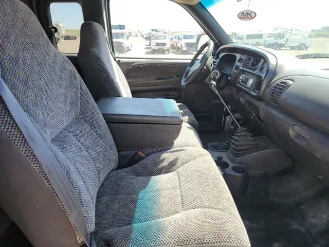 1999 Dodge Ram 2500 - Photo 17
