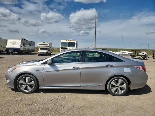 2012 Hyundai Sonata Hybrid - Photo 5