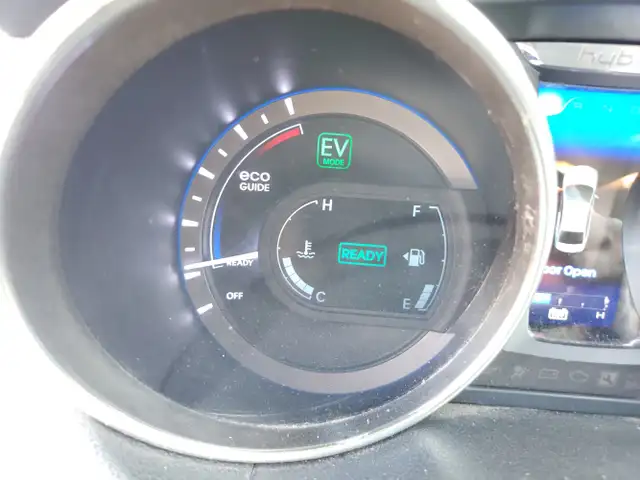 2012 Hyundai Sonata Hybrid - Photo 25