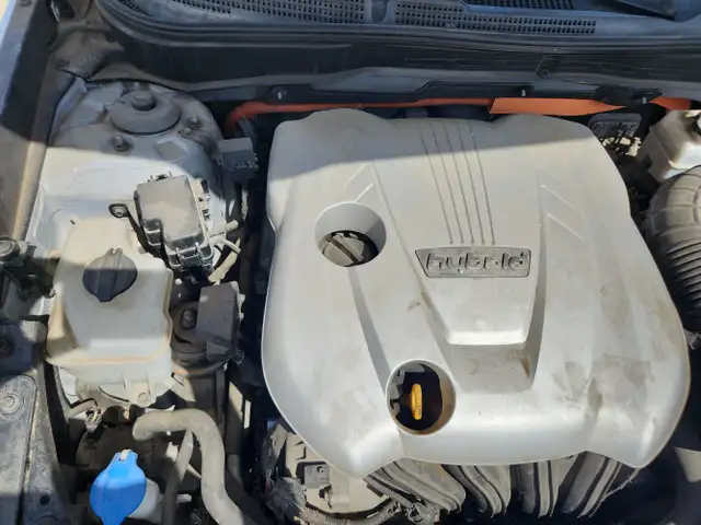 2012 Hyundai Sonata Hybrid - Photo 28