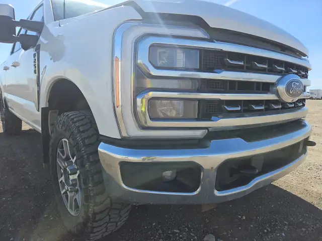 2023 Ford F-250 Super Duty - Photo 12