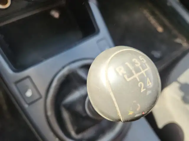 2010 Kia Forte - Photo 15