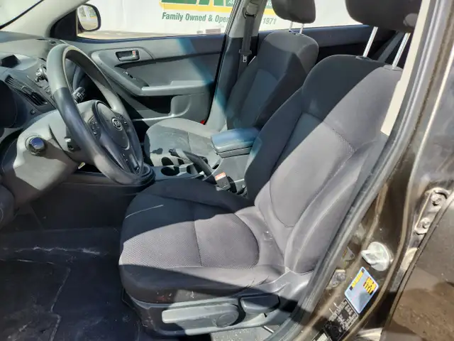2010 Kia Forte - Photo 21
