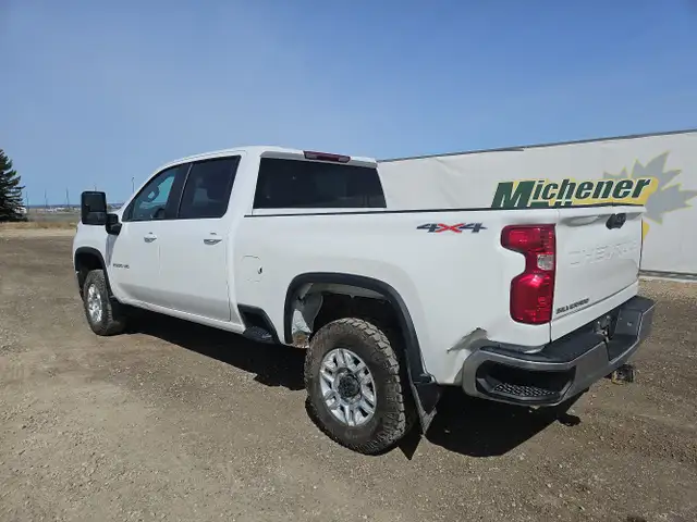 2023 Chevrolet Silverado 2500HD - Photo 3