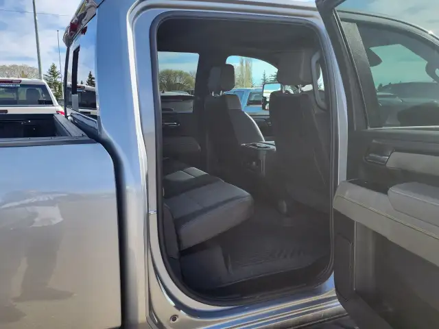 2025 Chevrolet Silverado 2500HD - Photo 23