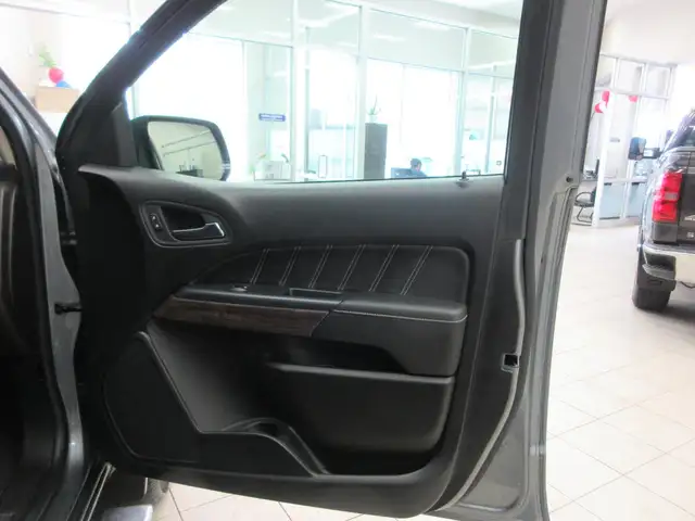 GMC CANYON 2021 DENALI CREW-CAB V6 3.6L 4X4 GPS BANC ET VOLANT C - Photo 11