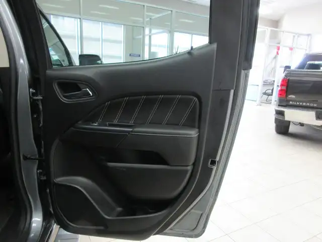 GMC CANYON 2021 DENALI CREW-CAB V6 3.6L 4X4 GPS BANC ET VOLANT C - Photo 13