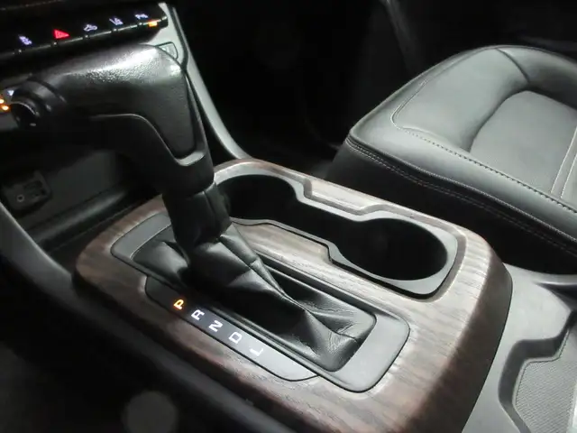 GMC CANYON 2021 DENALI CREW-CAB V6 3.6L 4X4 GPS BANC ET VOLANT C - Photo 21