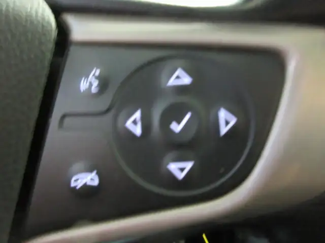 GMC CANYON 2021 DENALI CREW-CAB V6 3.6L 4X4 GPS BANC ET VOLANT C - Photo 22