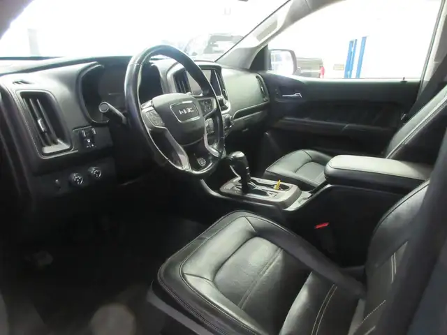 GMC CANYON 2021 DENALI CREW-CAB V6 3.6L 4X4 GPS BANC ET VOLANT C - Photo 28