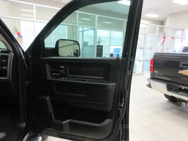 RAM 1500 2018 QUAD CAB V8 5,7L 4X4 BOITE 6,4 CAMERA DE RECUL - Photo 11