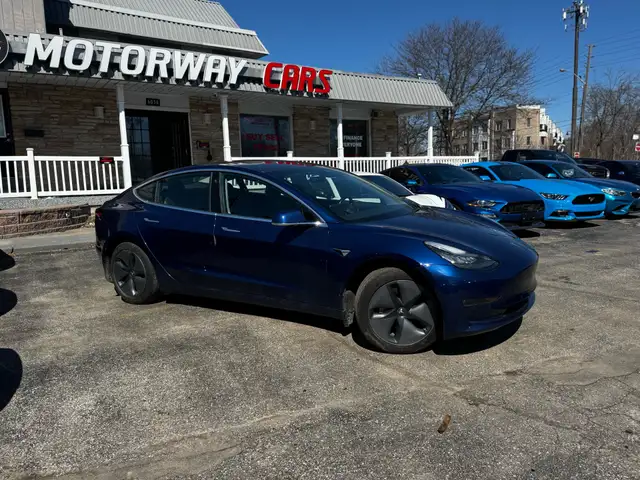 2019 Tesla Model 3 Standard Range RWD Ltd Avail - Photo 2