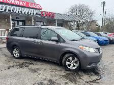 2015 Toyota Sienna 5dr LE 8-Pass FWD - Photo 4