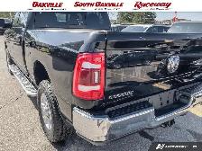 2022 Ram 3500 BIG HORN CREW | 12\' SCREEN | DIESEL | GPS NAVI | - Photo 11
