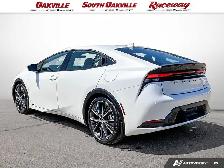 2025 Toyota Prius LIMITED | HEATED SEATS | HYBRID | SAVE ON GAS - Photo 4