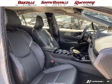 2025 Toyota Prius LIMITED | HEATED SEATS | HYBRID | SAVE ON GAS - Photo 22
