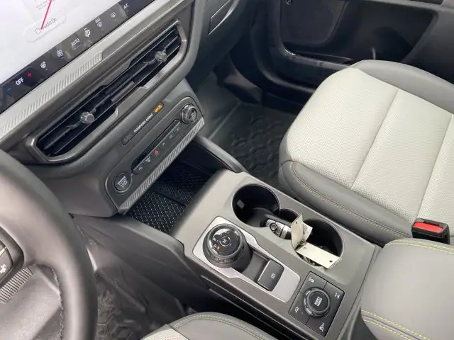 2026 Ford Bronco Sport Badlands | Powered MoonRoof | Parking - Photo 13
