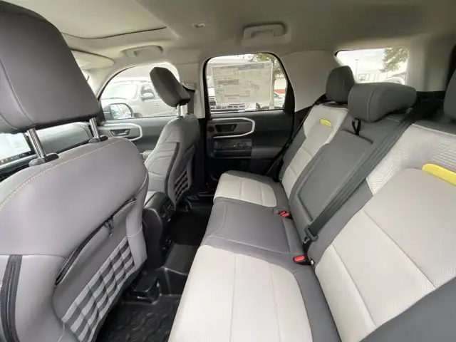 2026 Ford Bronco Sport Badlands | Powered MoonRoof | Parking - Photo 17